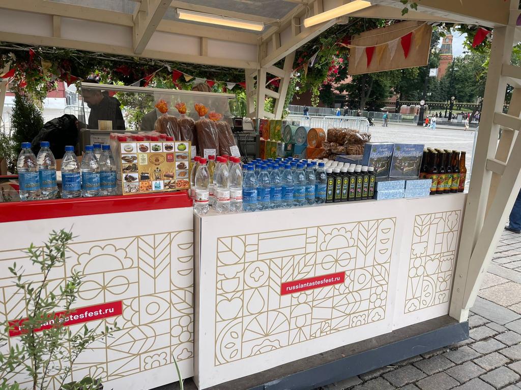 Фестиваль «Вкусы России» собрал в Москве  лучшие образцы продуктовых линеек регионов,  включая «Настоящий Вологодский продукт».