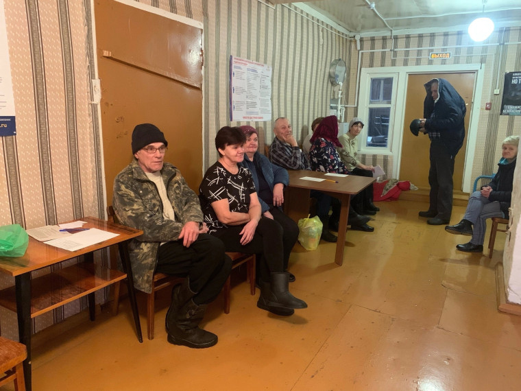 Мобильная бригада медиков «Сямженской ЦРБ» провела начальный медицинский осмотр.